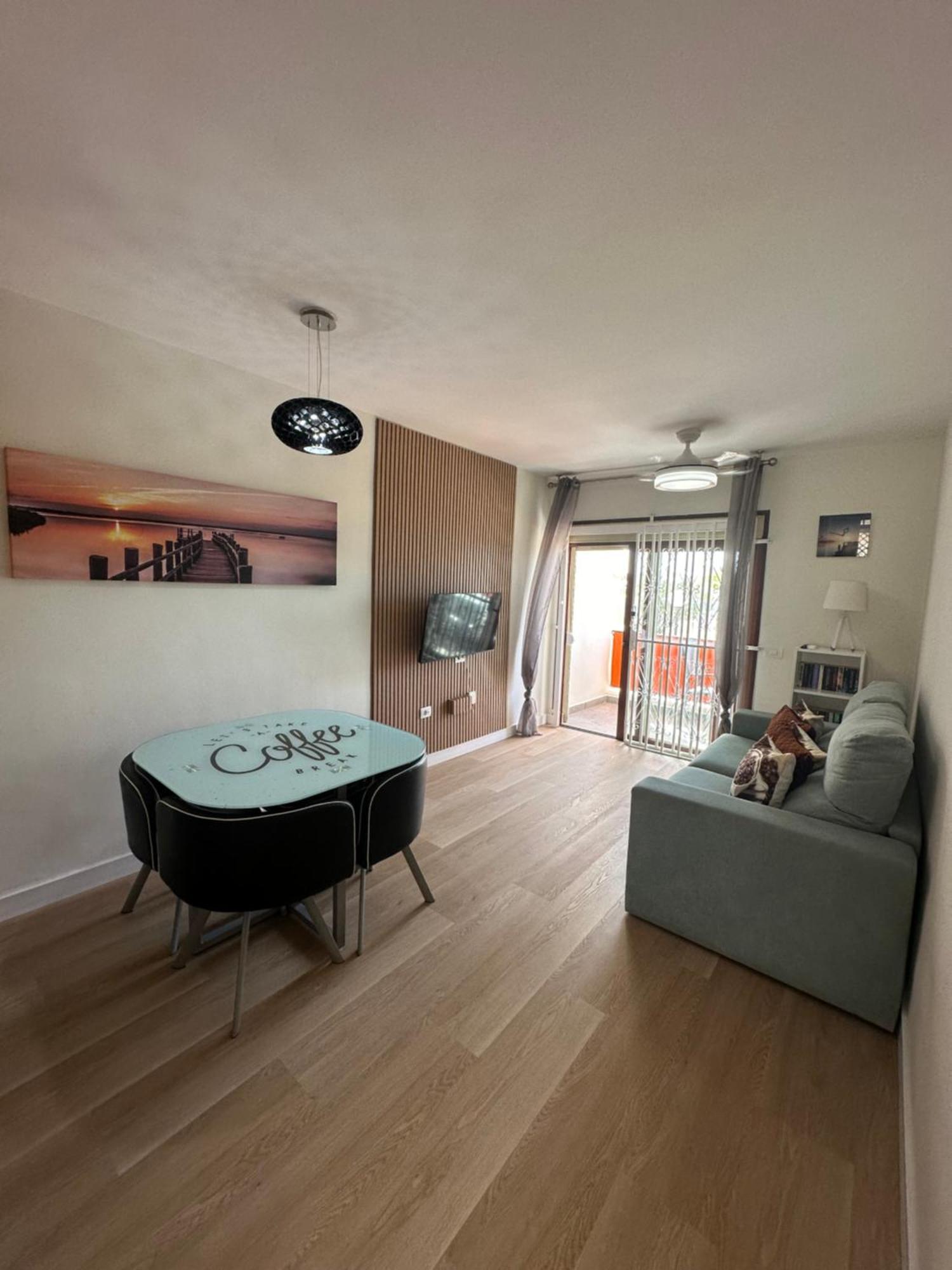 En Playa Las Vistas. Veramar. Free Parking, Pool! Los Cristianos  Dış mekan fotoğraf
